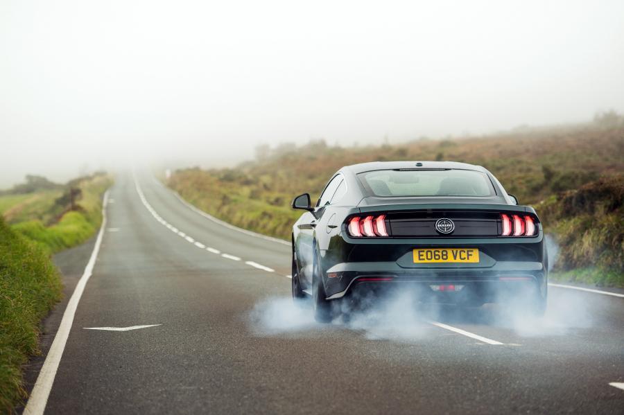  Ford Mustang Bullitt 2018 года  (UK) (фото 6 из 23)